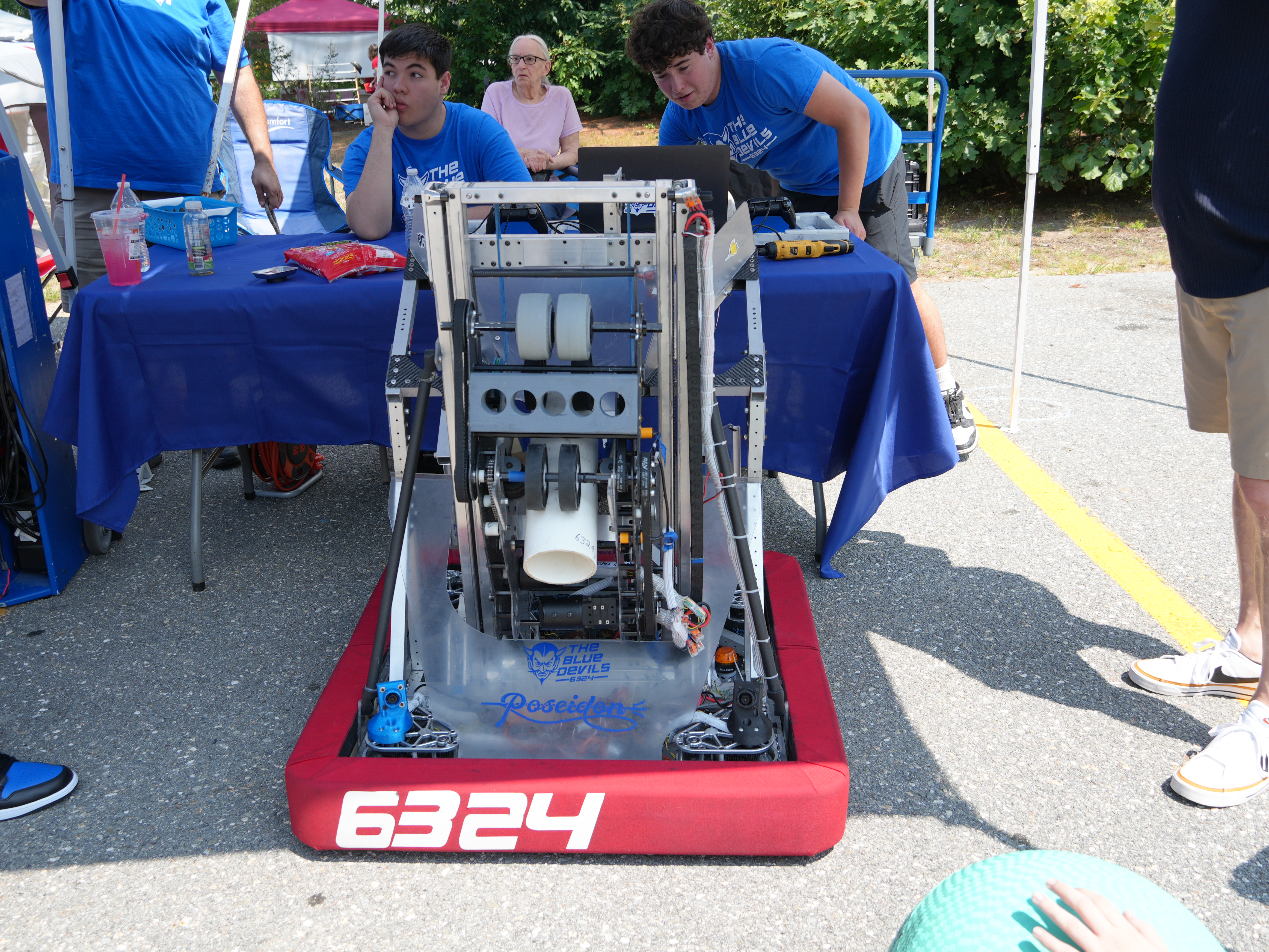 The team demoing at Salem's 275th anniversary celebration
